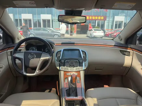 Buick LaCrosse
