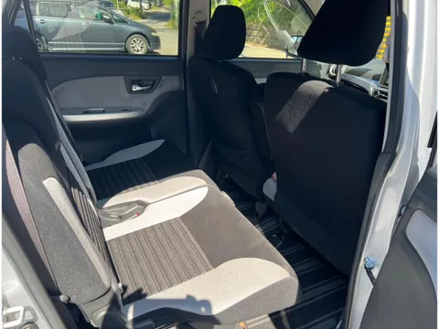 Toyota Pixis Joy