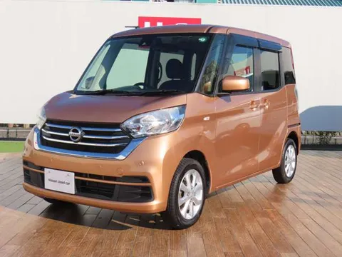 Nissan Dayz Roox