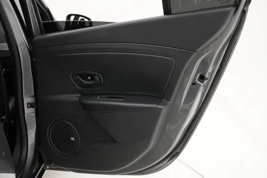 Renault SM3