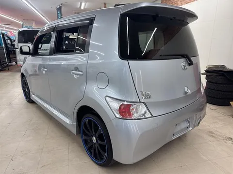 Toyota bB
