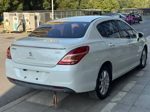 Peugeot 308