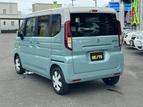 Suzuki Spacia