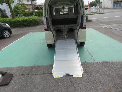 Honda N-BOX Plus