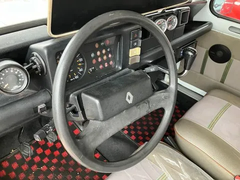 Renault 4
