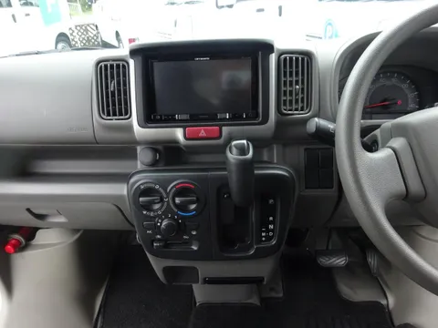 Nissan Clipper