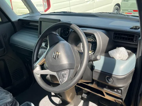 Suzuki Spacia Base