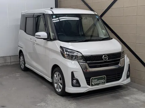Nissan Dayz Roox