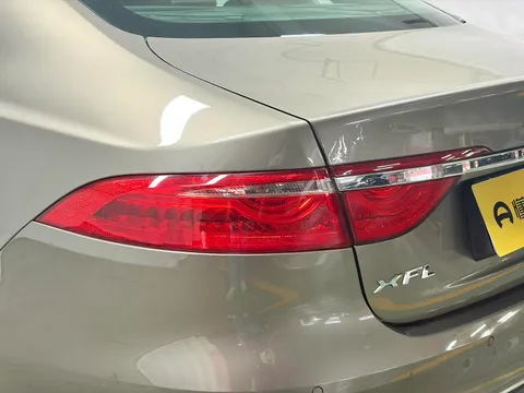Jaguar XFL