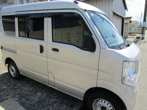 Nissan Clipper