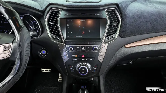 Hyundai Grand Santa Fe (Maxcruz)