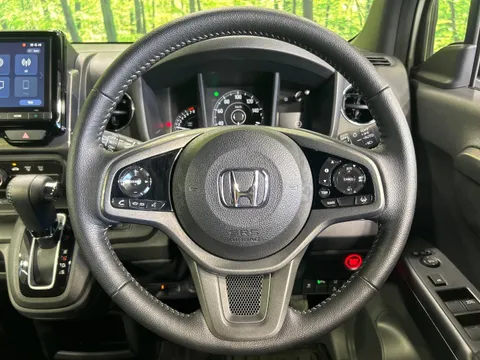 Honda N-WGN Custom
