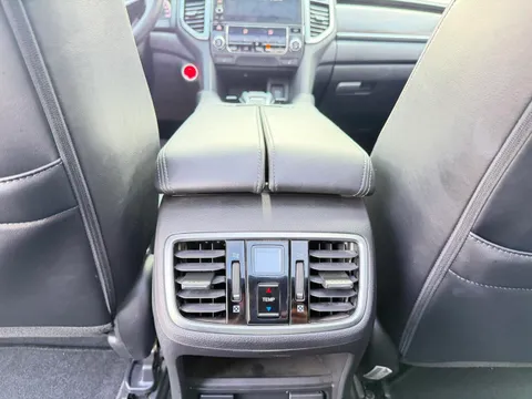Honda UR-V