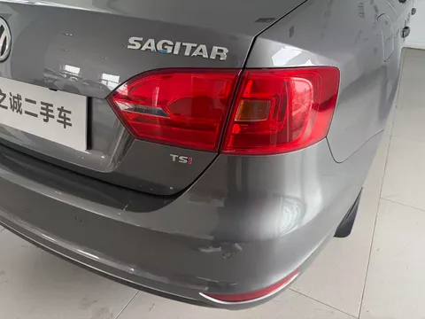 Volkswagen Sagitar