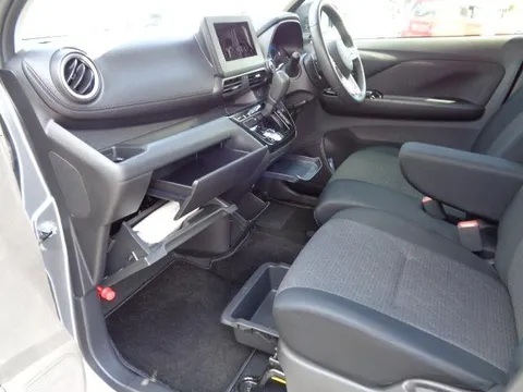 Mitsubishi eK X