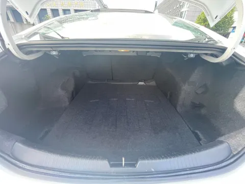 Chevrolet Malibu XL