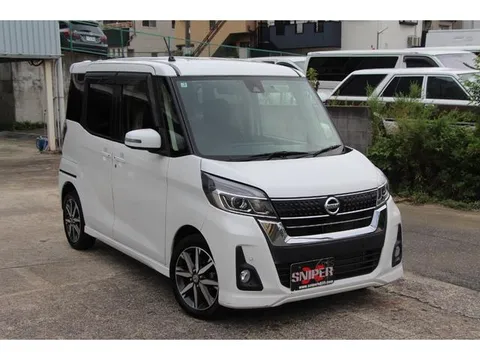 Nissan Dayz Roox