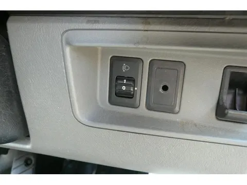 Mitsubishi Minicab Van