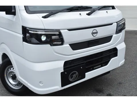 Nissan Clipper Truck