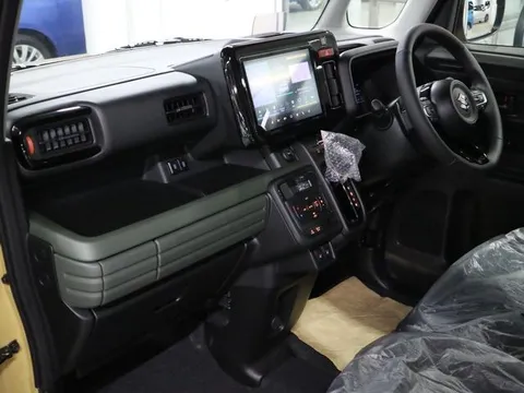 Suzuki Spacia Gear