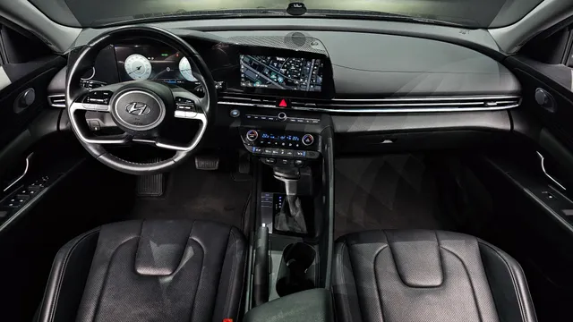 Hyundai Elantra (Avante)