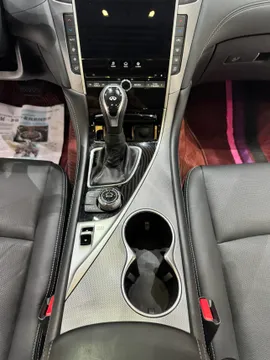 Infiniti Q50L