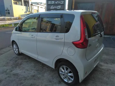 Mitsubishi eK Wagon