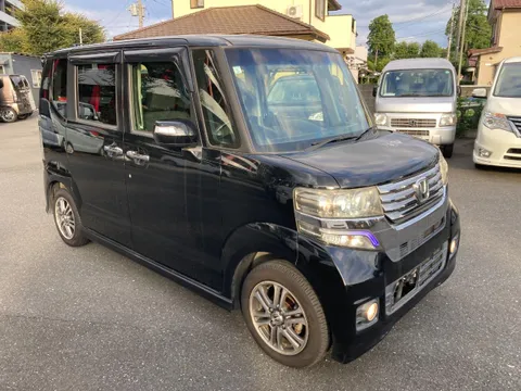 Honda N-BOX Custom