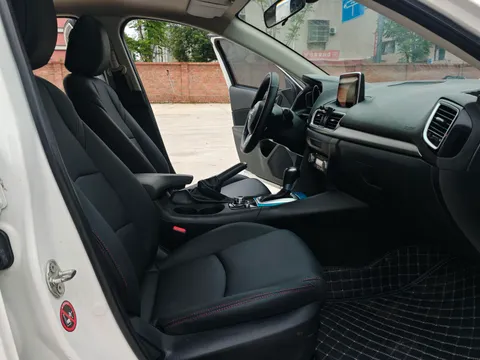 Mazda Mazda 3