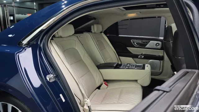 Lincoln Continental