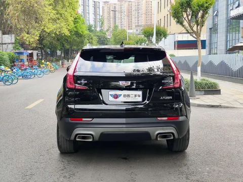 Cadillac XT4
