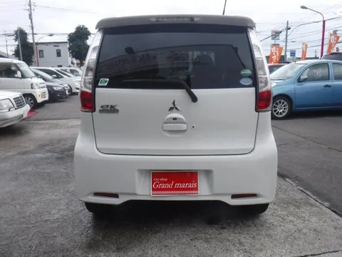 Mitsubishi eK Custom