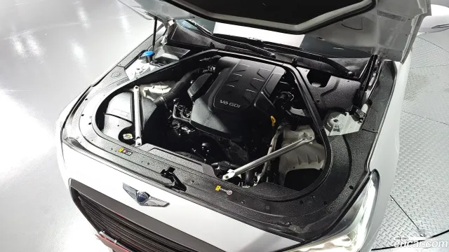 Genesis G90 (EQ900)