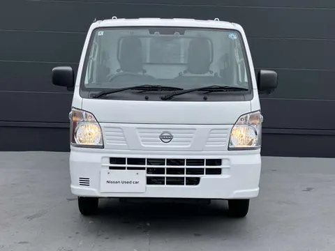 Nissan Clipper Truck