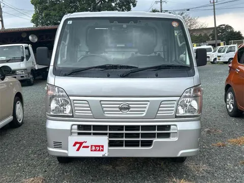 Nissan Clipper Truck