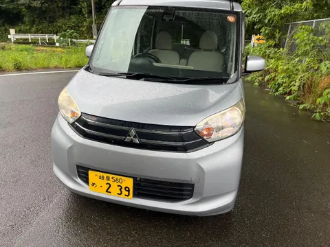 Mitsubishi eK Space