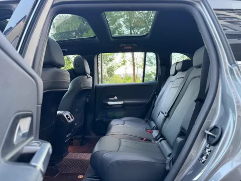 Mercedes-Benz Mercedes-Benz GLB