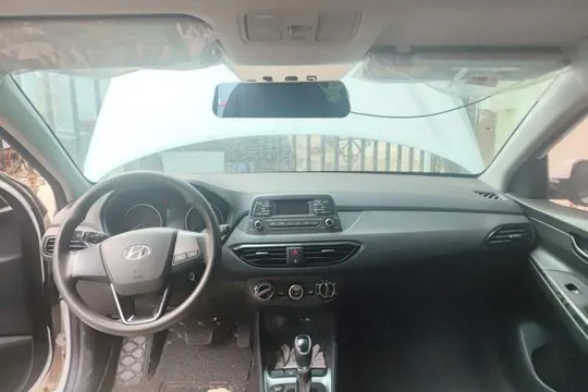 Hyundai Celesta
