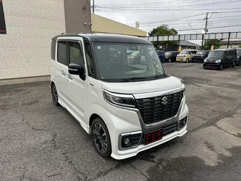 Suzuki Spacia Custom