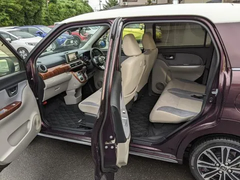 Toyota Pixis Joy