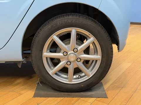 Daihatsu Mira Tocot