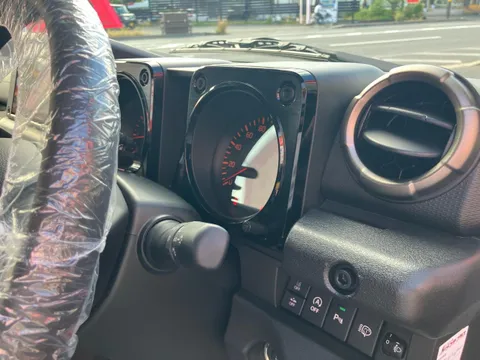 Suzuki Jimny Nomade