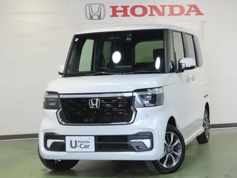 Honda N-BOX Custom