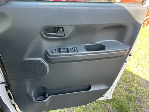 Toyota Pixis Mega