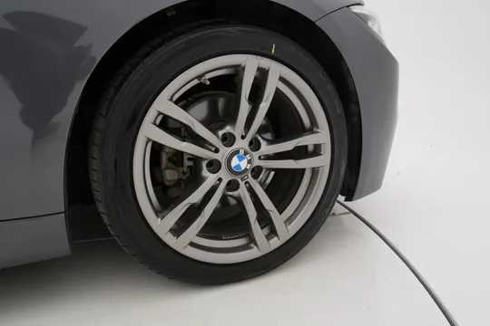 BMW BMW
