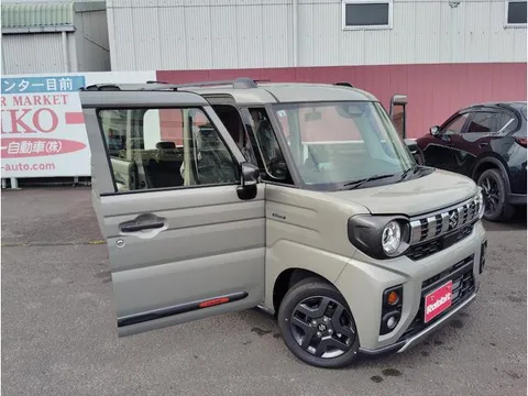 Suzuki Spacia Gear