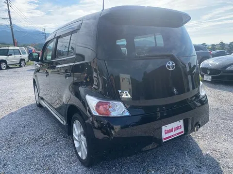 Toyota bB