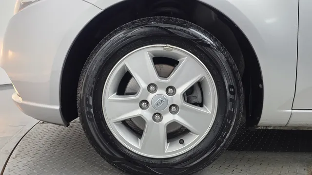 Kia Cerato (Forte)