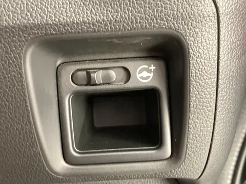 Honda N-BOX Slash