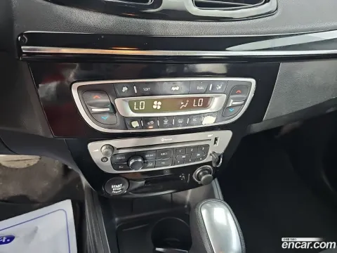 Renault SM3